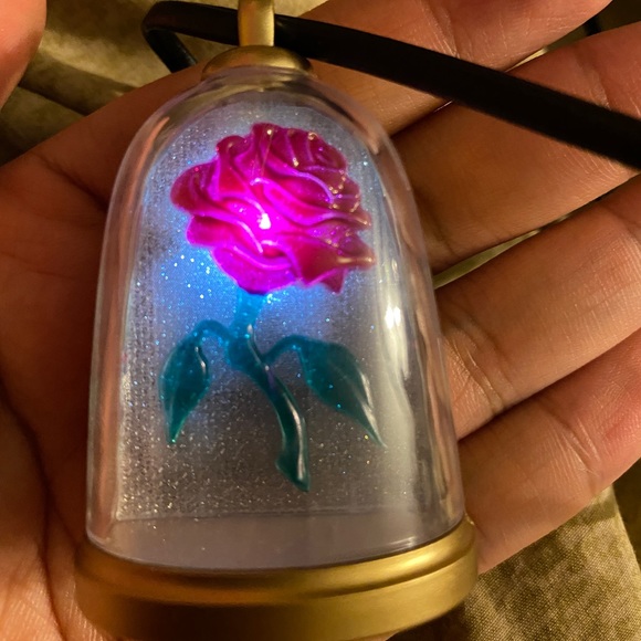BRAND NEW DISNEY Beauty & The Beast Rose Necklace - Picture 3 of 7